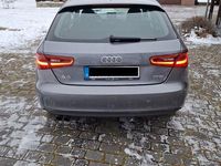 Gebraucht Audi A3 Attraction 122 PS (89 kW) 2013 Grau Limousine