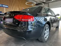 Gebraucht Audi A4 Attraction 143 PS (105 kW) 2011 Schwarz Limousine