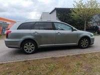 gebraucht Toyota Avensis 1,8 Benzin