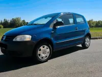 Second-hand VW Fox 55 CP (40 kW) 2006 Albastru Hatchback