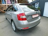 Gebraucht Skoda Rapid Ambition 105 PS (77 kW) 2015 Kleinwagen