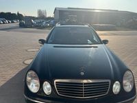 Gebraucht Mercedes E270 170 PS (125 kW) 2004 Schwarz Kombi