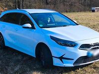 Gebraucht Kia Ceed 160 PS (117 kW) 2021 Weiß Kleinwagen