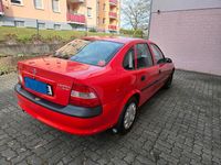 Gebraucht Opel Vectra 101 PS (74 kW) 1997 Rot Limousine