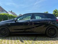 Gebraucht Mercedes A250 218 PS (160 kW) 2016 Schwarz Limousine
