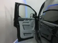 Gebraucht Ford Tourneo Titanium 136 PS (100 kW) 2025 Obsidian schwarz metallic Van / Kleinbus
