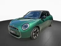 Gebraucht Mini Cooper SE Favoured 160 kW (218 PS) 2024 British racing green (dunkelgrün) Kleinwagen