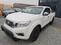 Gebraucht Nissan Navara Acenta 163 PS (119 kW) 2017 Weiß Pickup