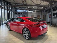 Gebraucht Audi TT S-Line 180 PS (132 kW) 2018 Tangorot metallic Coupé