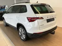 Gebraucht Skoda Karoq Tour 150 PS (110 kW) 2023 Moonweiss metallic SUV