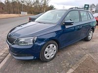 Gebraucht Skoda Fabia 90 PS (66 kW) 2015 Blau Kombi