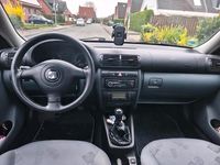 Usata Seat Leon 105 CV (77 kW) 2000 Argento Utilitaria