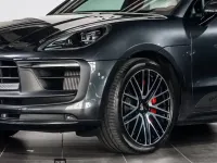 Gebraucht Porsche Macan 441 PS (324 kW) 2024 Vulkangrau SUV