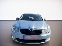 Gebraucht Skoda Superb Elegance 160 PS (117 kW) 2011 Blau Kombi