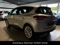 Gebraucht Renault Scénic IV Life 116 PS (85 kW) 2017 Grau Van / Kleinbus