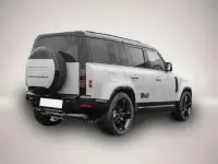 Gebraucht Land Rover Defender HSE Dynamic 249 PS (183 kW) 2025 Manufacturer SUV