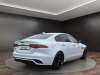 Gebraucht Jaguar XE R-Dynamic 250 PS (183 kW) 2021 Weiß Limousine