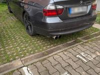 Gebraucht BMW 325 218 PS (160 kW) 2005 Grau Limousine