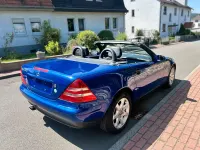 Gebraucht Mercedes SLK200 136 PS (100 kW) 1999 Blau Cabrio