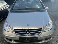 Gebraucht Mercedes A200 Elegance 136 PS (100 kW) 2005 Silber Van / Kleinbus