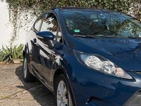 Gebraucht Ford Fiesta 60 PS (44 kW) 2010 Blau Kleinwagen