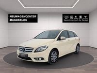 Gebraucht Mercedes B180 109 PS (80 kW) 2014 Gelb Van / Kleinbus