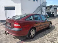 Gebraucht Opel Vectra 100 PS (73 kW) 1998 Rot Limousine
