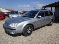 Gebraucht Ford Mondeo Trend 125 PS (91 kW) 2005 Machine silver Kombi