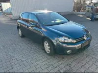 Gebraucht VW Golf VI 122 PS (89 kW) 2011 Blau Kleinwagen