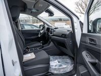 Neu Ford Transit Trend 102 PS (75 kW) 2026 Weiß Limousine