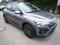 Gebraucht Dacia Sandero Expression 91 PS (66 kW) 2024 Grau Kleinwagen