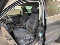 Second-hand VW Tiguan Team 147 CP (108 kW) 2011 Gri SUV