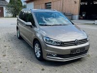Gebraucht VW Touran Highline 190 PS (139 kW) 2017 Beige Van / Kleinbus