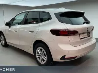 Gebraucht BMW 218 Active Tourer 136 PS (100 kW) 2023 Weiß Van / Kleinbus
