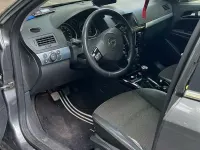 Gebraucht Opel Astra 140 PS (102 kW) 2009 Grau Kombi