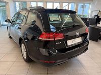 Second-hand VW Golf VII Trendline 110 CP (80 kW) 2017 Negru Break