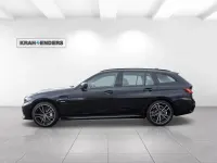 Gebraucht BMW 330 Shadowline 343 PS (252 kW) 2022 Black sapphire metallic (schwarz) Kombi