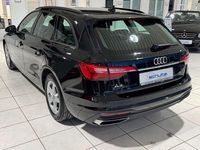 Gebraucht Audi A4 150 PS (110 kW) 2021 Mythosschwarz (metallic) Kombi