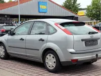 Gebraucht Ford Focus 101 PS (74 kW) 2006 Silber Limousine