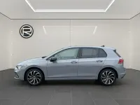 Gebraucht VW Golf VIII Move 150 PS (110 kW) 2023 Grau Limousine