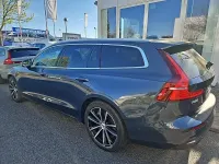 Gebraucht Volvo V60 Core 398 PS (292 kW) 2025 Blau Kombi