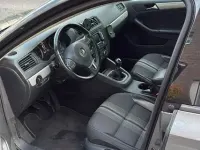 Gebraucht VW Jetta Match 105 PS (77 kW) 2013 Grau Limousine
