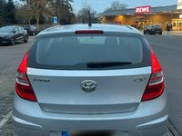 Gebraucht Hyundai i30 2009 Silber Limousine