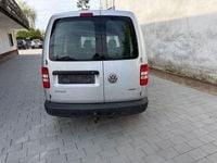 Gebraucht VW Caddy Maxi 109 PS (80 kW) 2011 Silber Van / Kleinbus