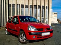 Gebraucht Renault Clio II 58 PS (42 kW) 2004 Rot Kleinwagen