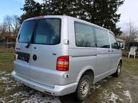 Gebraucht VW Caravelle 131 PS (96 kW) 2009 Silber Van / Kleinbus