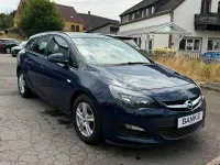 Gebraucht Opel Astra Selection 110 PS (80 kW) 2013 Blau Kombi
