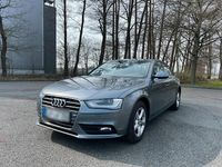 Gebraucht Audi A4 143 PS (105 kW) 2013 Grau Limousine