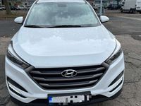 gebraucht Hyundai Tucson blue 1.7 CRDi 2WD Classic