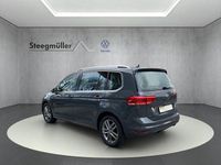 Gebraucht VW Touran Highline 150 PS (110 kW) 2022 Grau Van / Kleinbus
